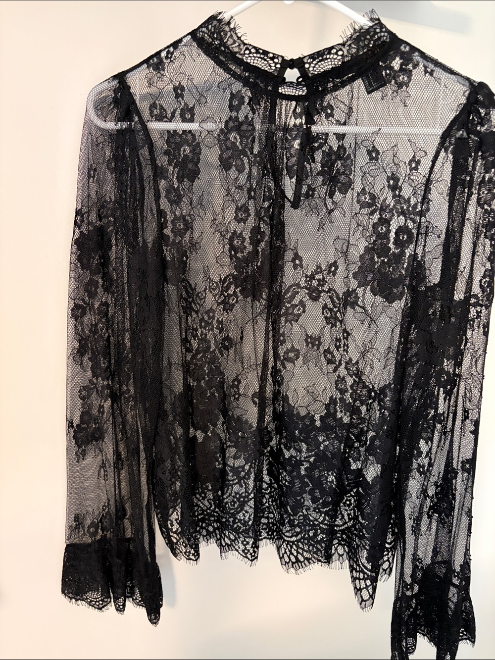 Forever 21 Black Lace Floral Long Sleeve Blouse